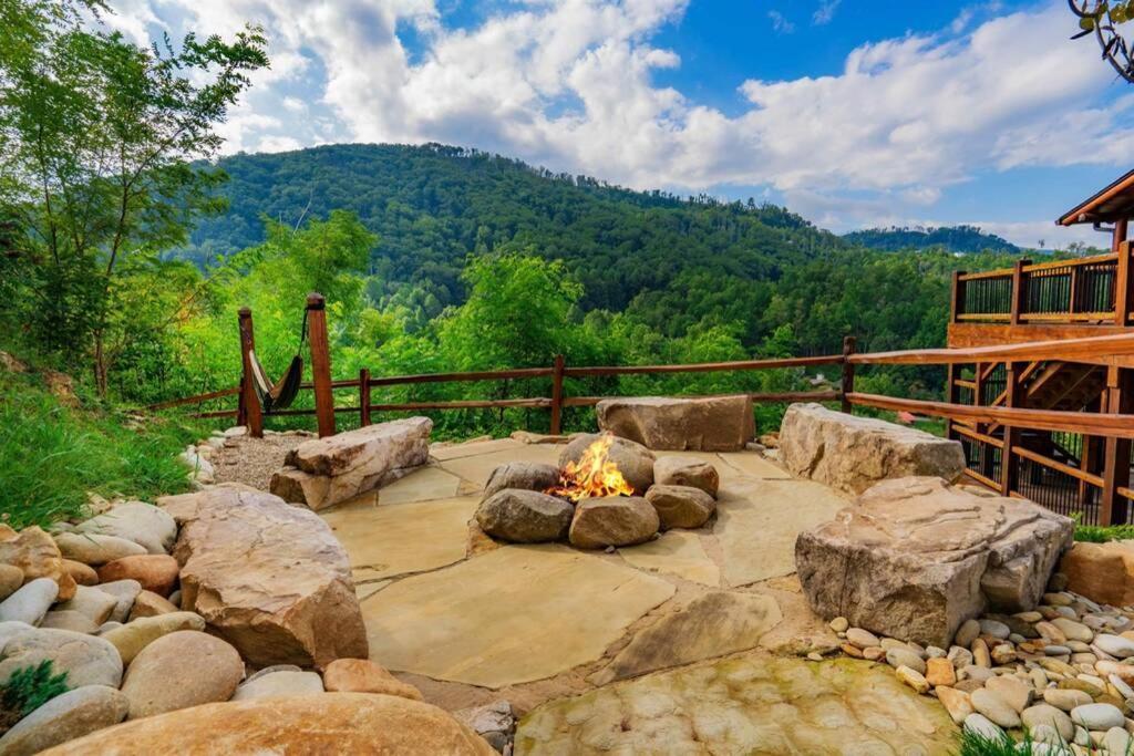 Roaring Fork Lodge Gatlinburg Luaran gambar